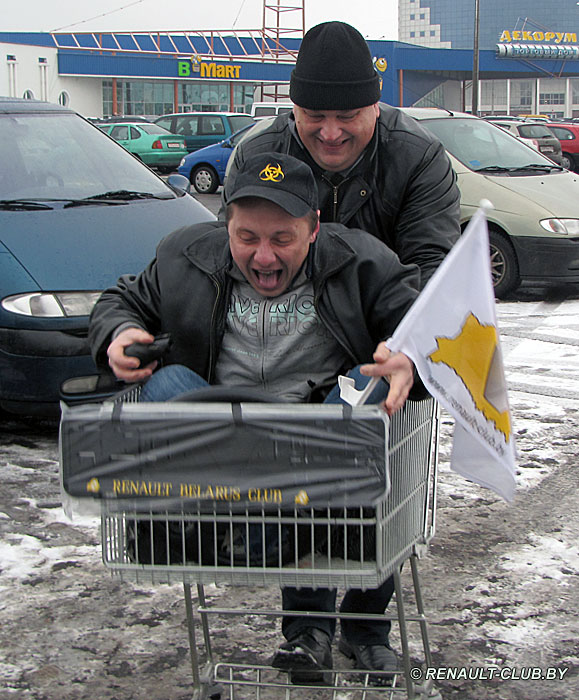 Новогодняя встреча владельцев Renault (Минск, 2011)
